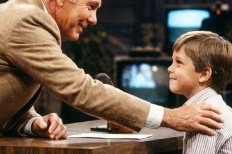 A 9-Year-Old Cancer Patient Asked Johnny Carson One Question—And His Smile Disappeared on Live TV
