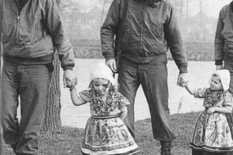 Dutch Civilians Broke Down When American Soldiers Saved Their Children From Starvation