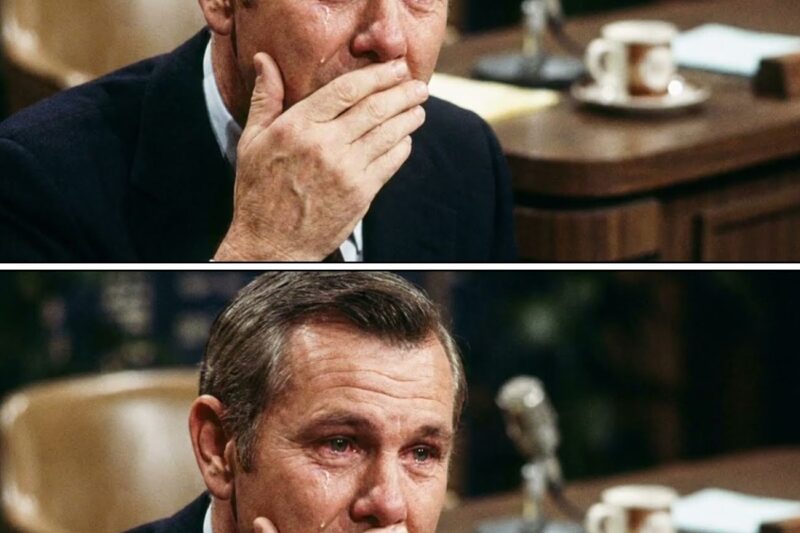 Johnny Carson STOPPED show when guest whispered 6 words — what he did next shocked NBC