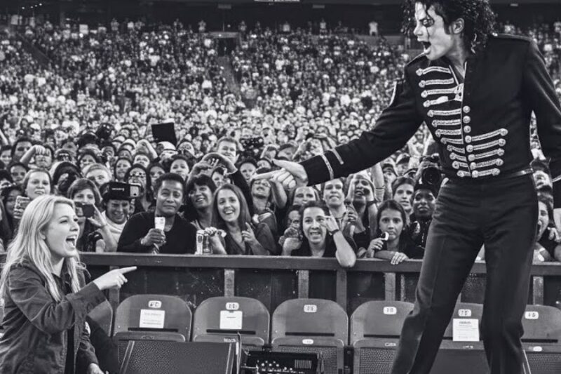 A Woman Mocked Michael Jackson at The Forum — His Gentle Reply Left 80,000 Crying