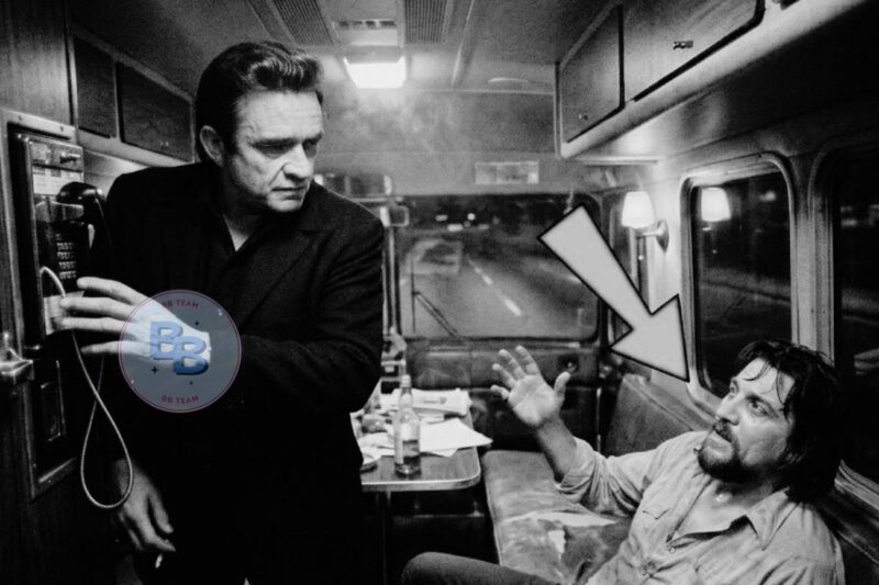 What Waylon Jennings COLLAPSED Backstage — Johnny Cash REFUSED to Call 911 Until He Heard Three Words